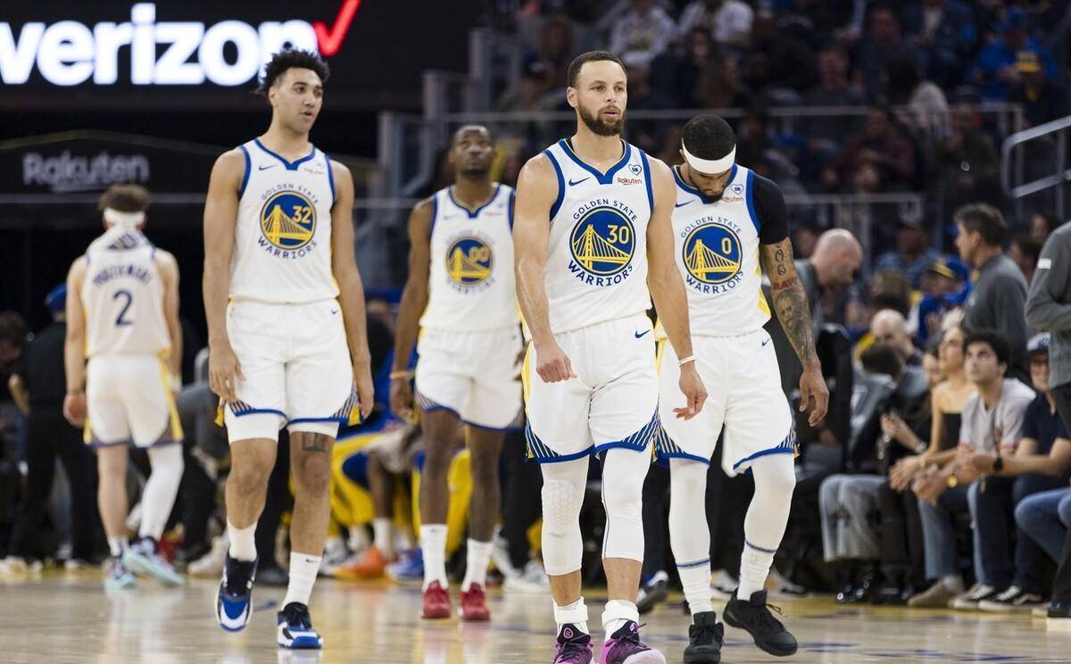 半岛体育官网入口-德罗巴在C9比赛中关键助攻，大胜引发热议！-半岛体育官网入口